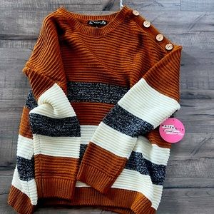 Maternity sweater size large never worn